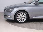 Škoda Superb - fotka číslo 14