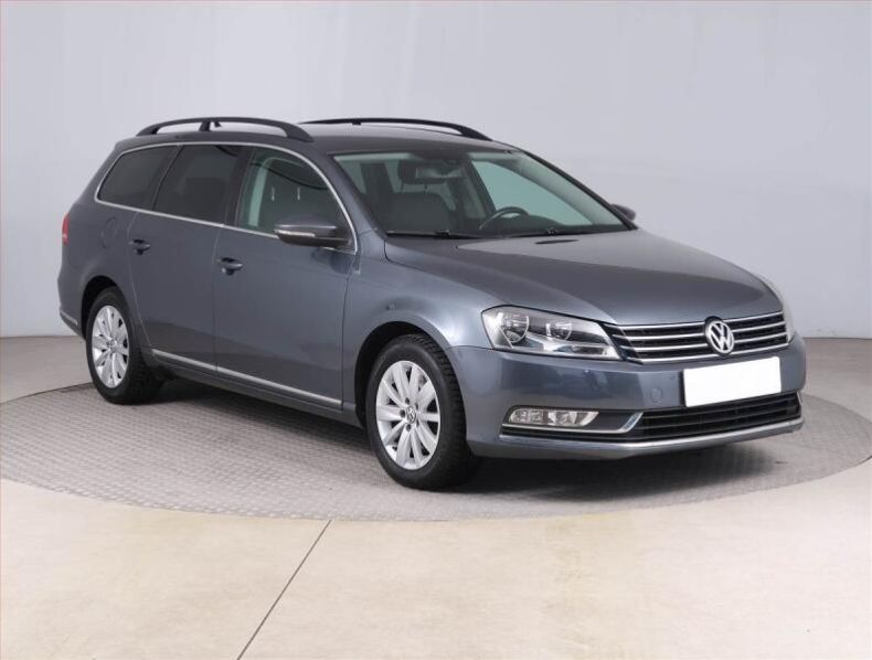 Volkswagen Passat - hlavní foto