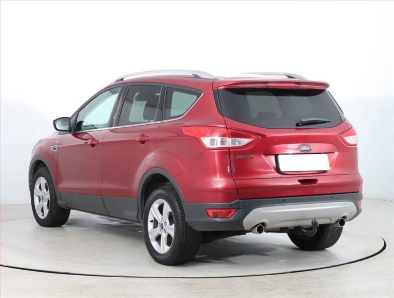 Ford Kuga - hlavní fotka