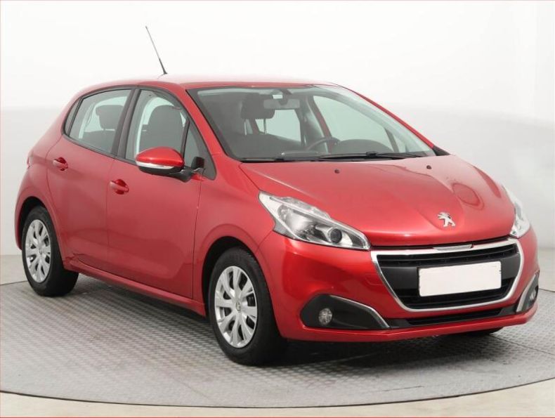 Peugeot 208 - hlavní foto