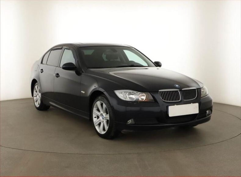 BMW Řada 3 - hlavní foto