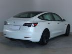 Tesla Model 3 - fotka číslo 4