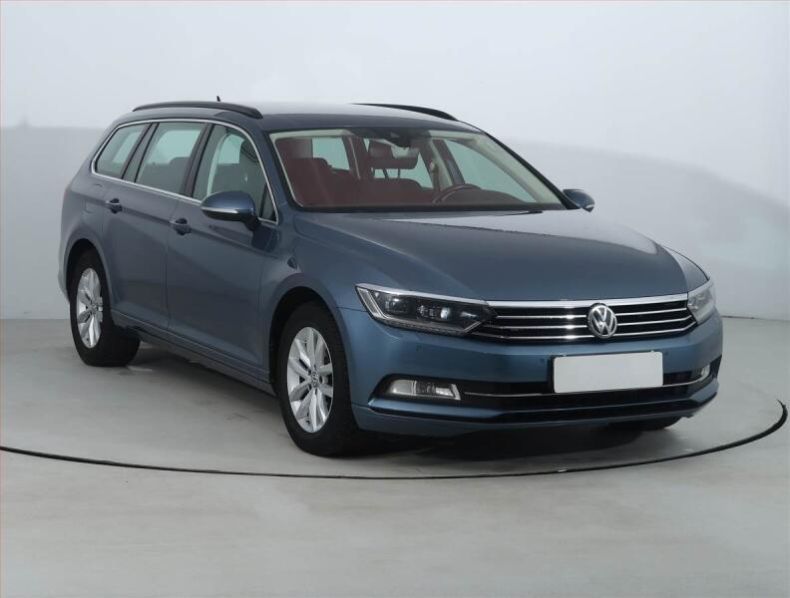 Volkswagen Passat - hlavní fotka inzerátu