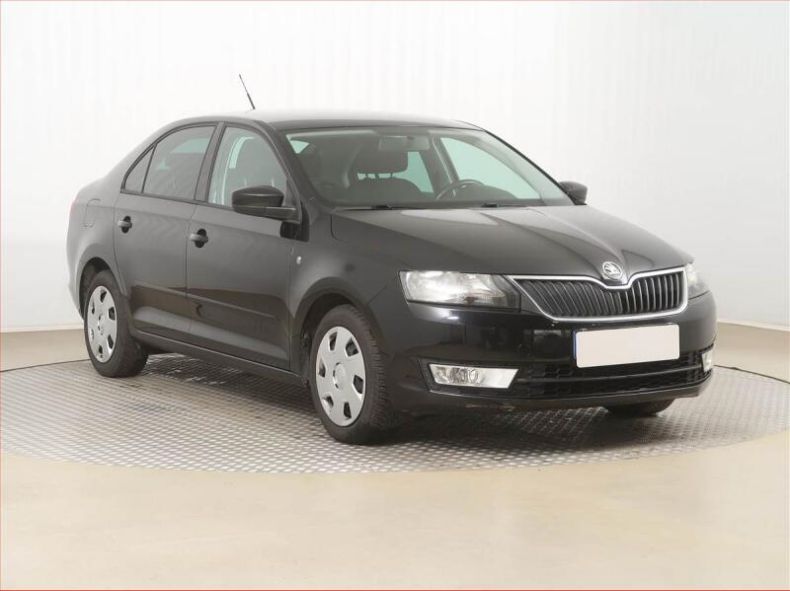Škoda Rapid - hlavní foto