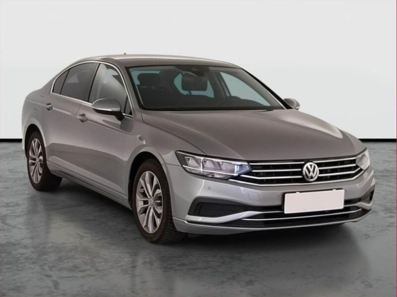 Volkswagen Passat - hlavní fotka inzerátu