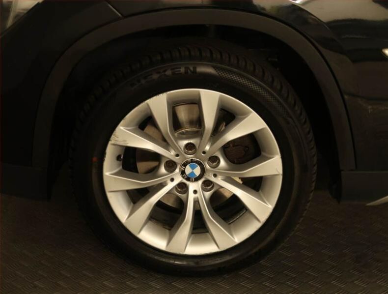 BMW X1 - hlavní fotka