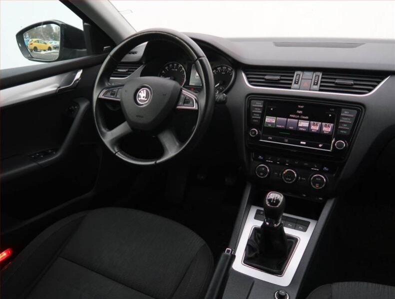 Škoda Octavia - hlavní fotka inzerátu