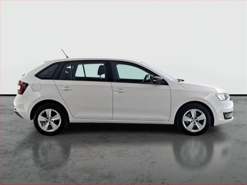 Škoda Rapid - hlavní fotka