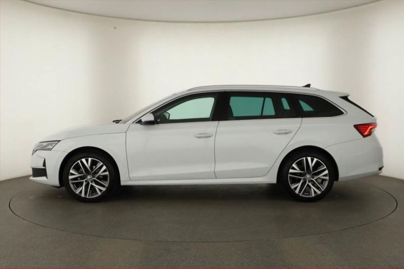 Škoda Octavia - hlavní fotka