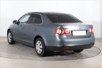 Volkswagen Jetta - fotka číslo 2