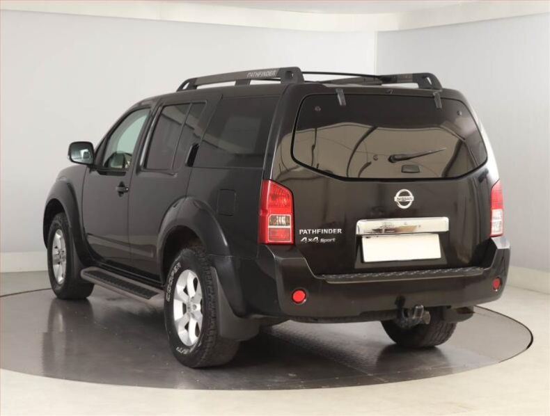 Nissan Pathfinder - hlavní fotka