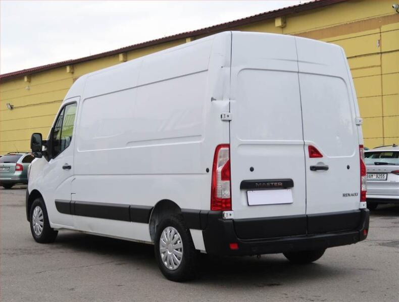 Renault Master - hlavní fotka