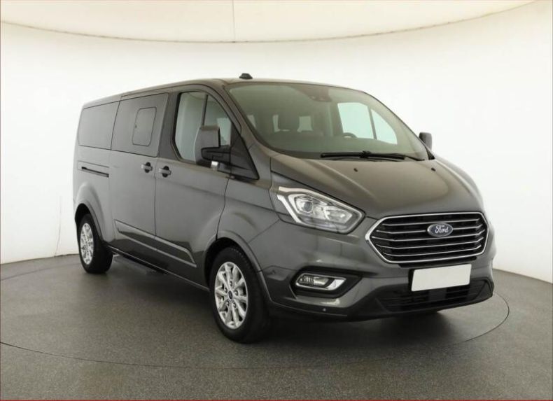 Ford Tourneo - hlavní foto
