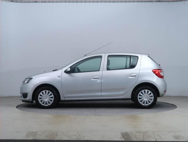 Dacia Sandero - hlavní fotka