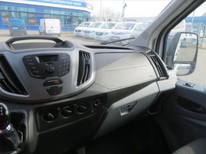 Ford Transit - hlavní fotka