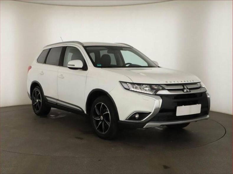 Mitsubishi Outlander - hlavní fotka inzerátu