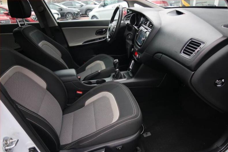 Kia Cee'd - hlavní fotka