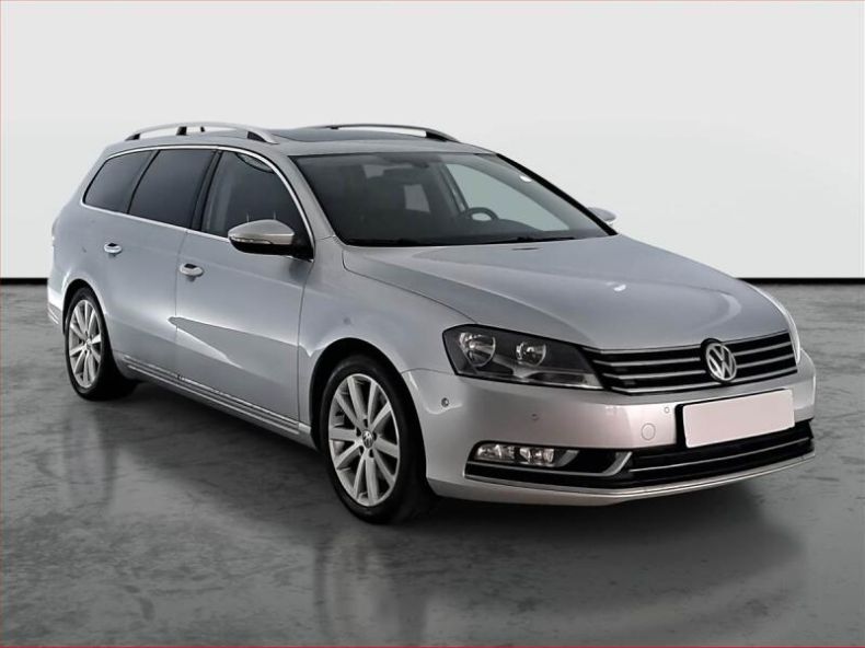 Volkswagen Passat - hlavní fotka inzerátu
