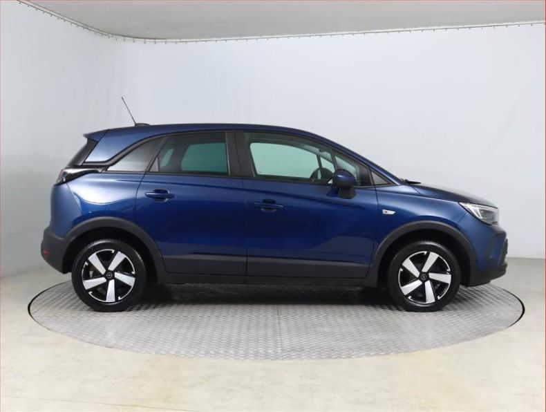 Opel Crossland X - hlavní fotka
