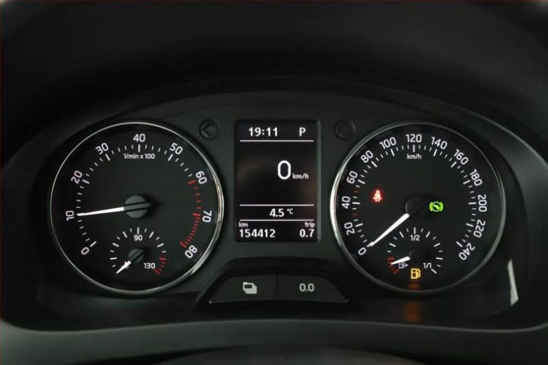 Škoda Rapid - hlavní fotka