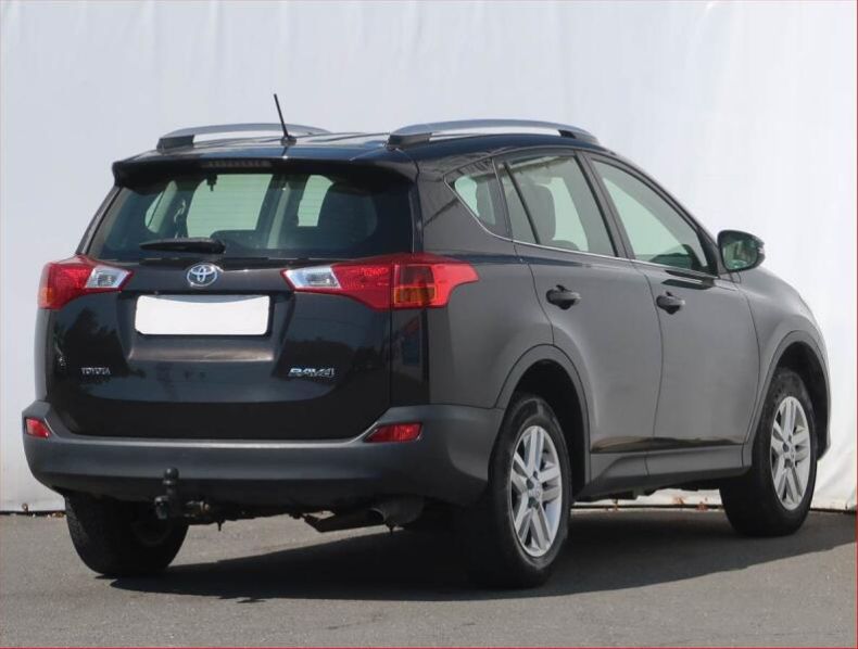 Toyota RAV 4 - hlavní fotka