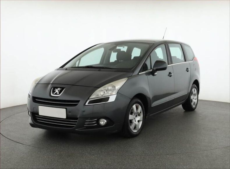 Peugeot 5008 - hlavní fotka