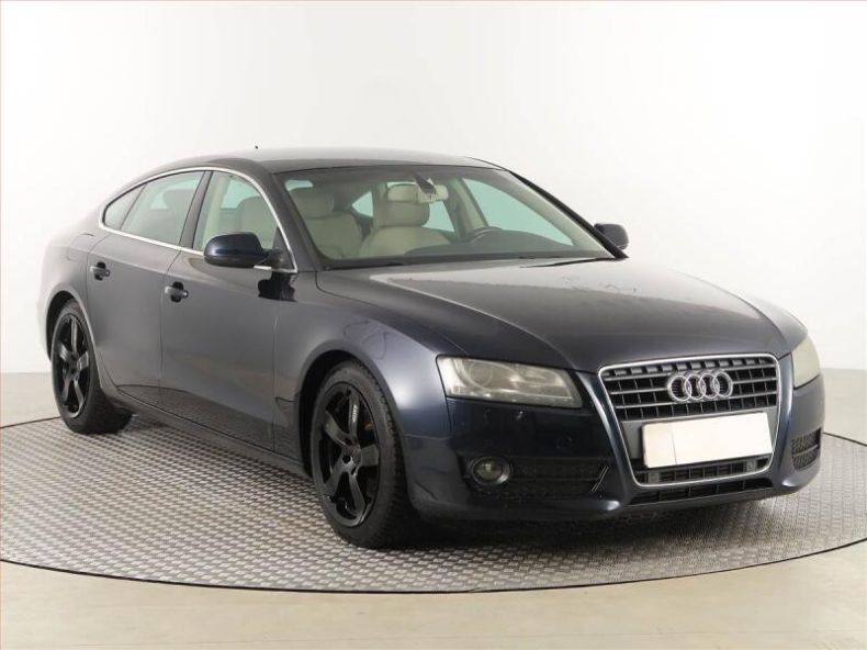 Audi A5 - hlavní foto