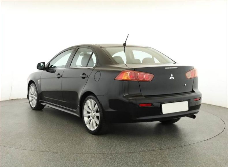 Mitsubishi Lancer - hlavní fotka