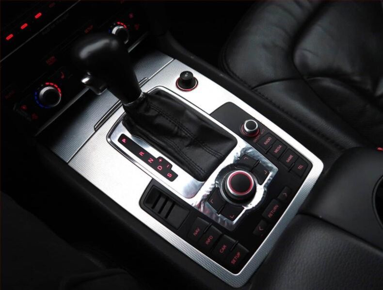 Audi Q7 - hlavní fotka