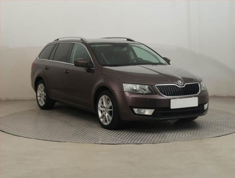 Škoda Octavia - hlavní foto