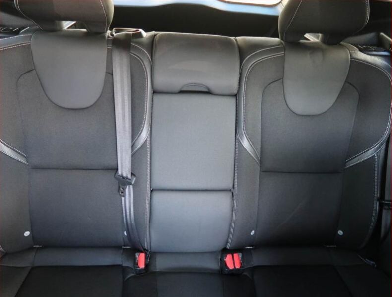 Volvo V40 - hlavní fotka