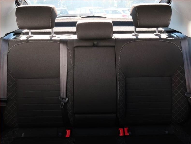 Škoda Rapid - hlavní fotka