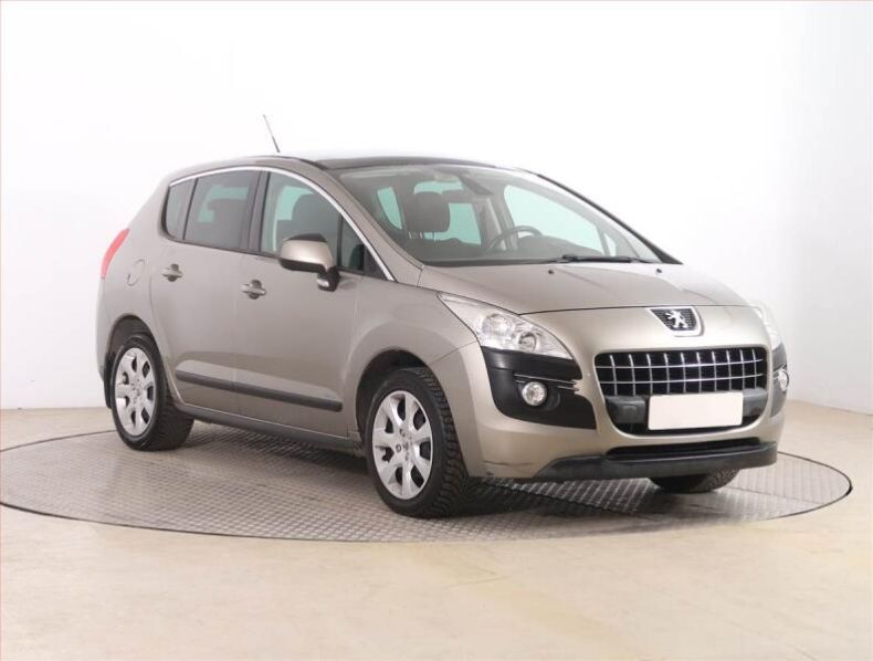 Peugeot 3008 - hlavní foto