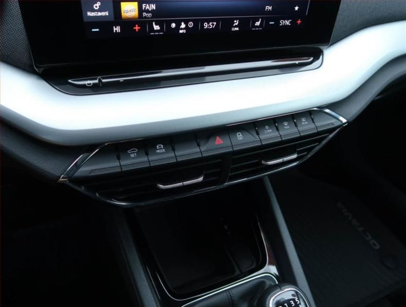 Škoda Octavia - hlavní fotka