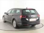 Volkswagen Passat - fotka číslo 3
