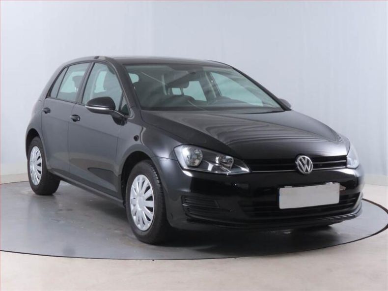 Volkswagen Golf - hlavní foto