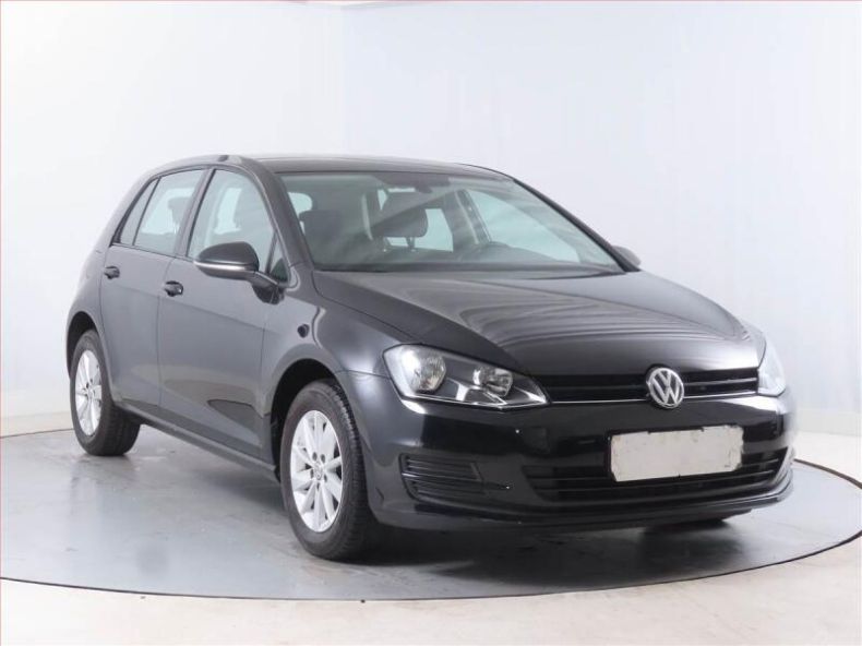 Volkswagen Golf - hlavní fotka inzerátu