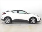 Toyota C-HR - fotka číslo 5