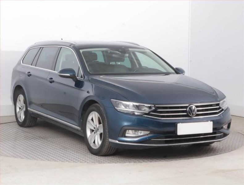 Volkswagen Passat - hlavní fotka