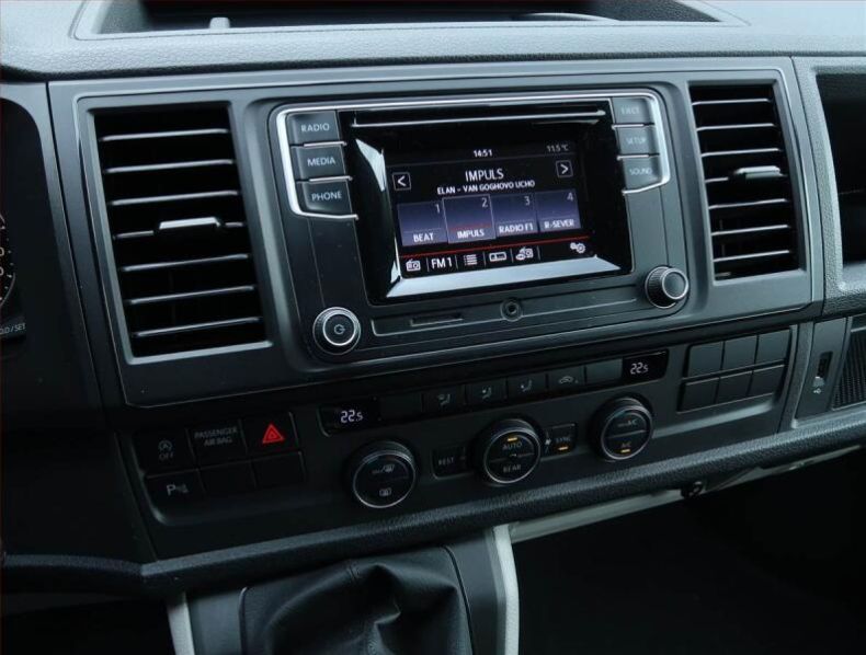 Volkswagen Caravelle - hlavní fotka