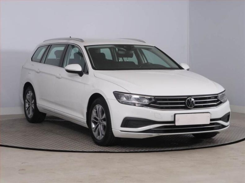 Volkswagen Passat - hlavní foto