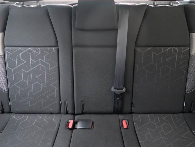 Peugeot 2008 - hlavní fotka