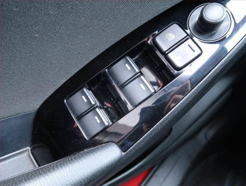 Mazda 3 - hlavní fotka