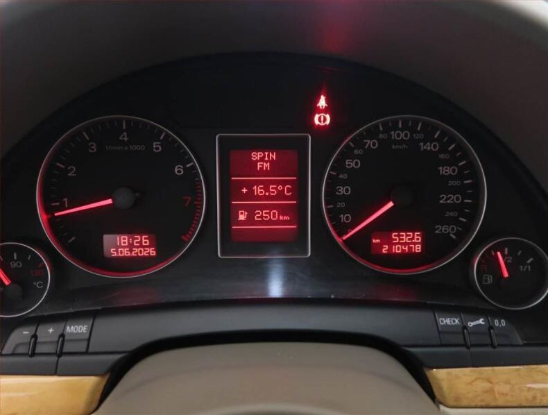 Audi A4 - hlavní fotka