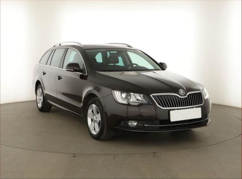 Škoda Superb - hlavní fotka inzerátu