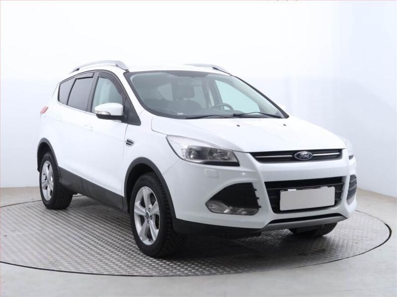 Ford Kuga - hlavní foto
