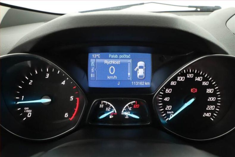 Ford Kuga - hlavní fotka