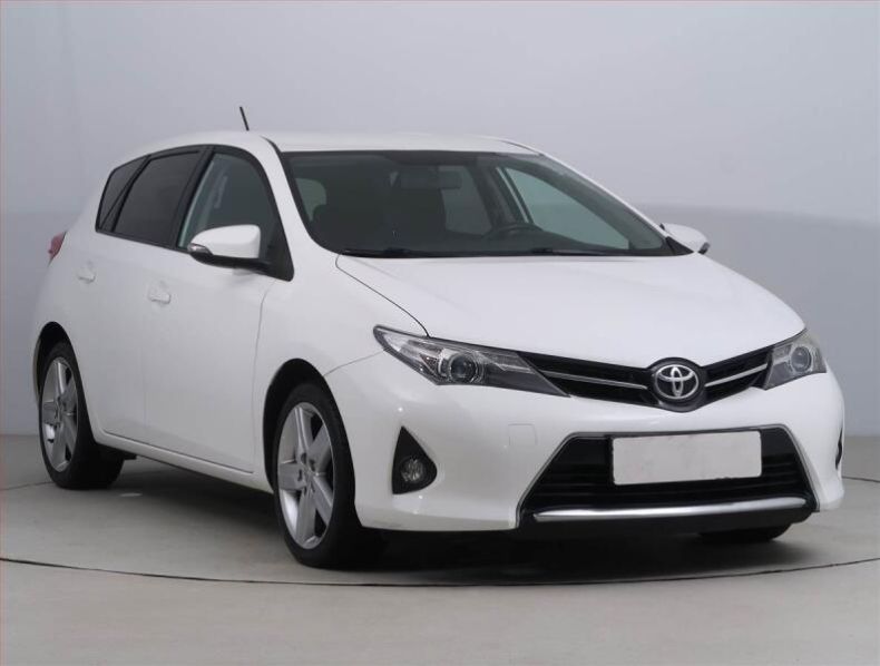 Toyota Auris - hlavní foto