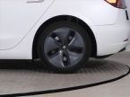 Tesla Model 3 - fotka číslo 14
