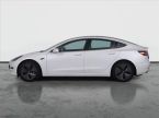 Tesla Model 3 - fotka číslo 2